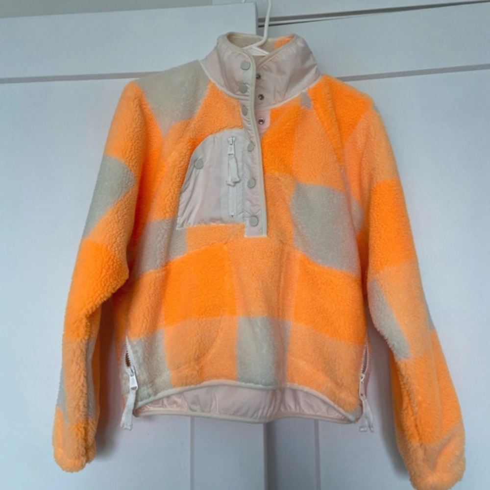NWOT! Free People Movement Hit the Slopes Printed Pullover; Orange and White; XS - Picture 4 of 11